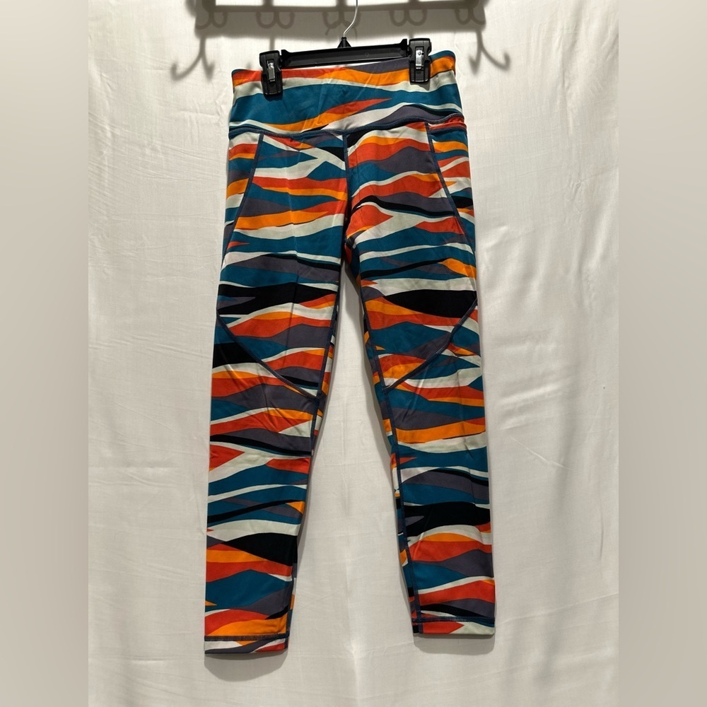 Sweaty Betty leggings
Size small
24” length